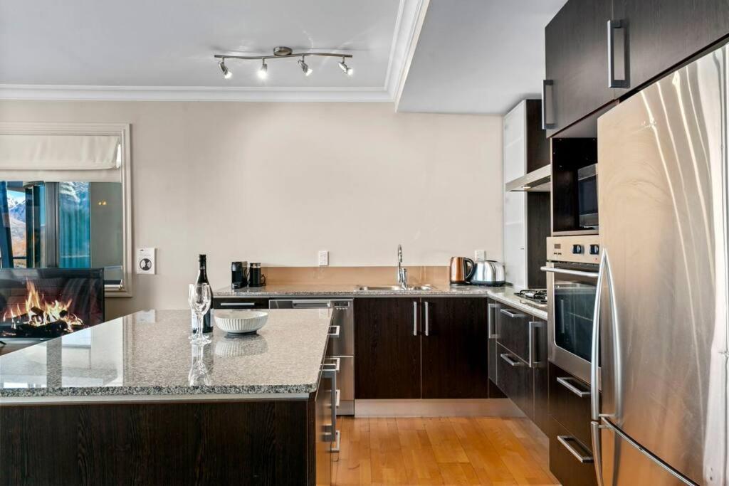 The Beacon - 2 Bedroom Luxe Apartment Queenstown Dış mekan fotoğraf
