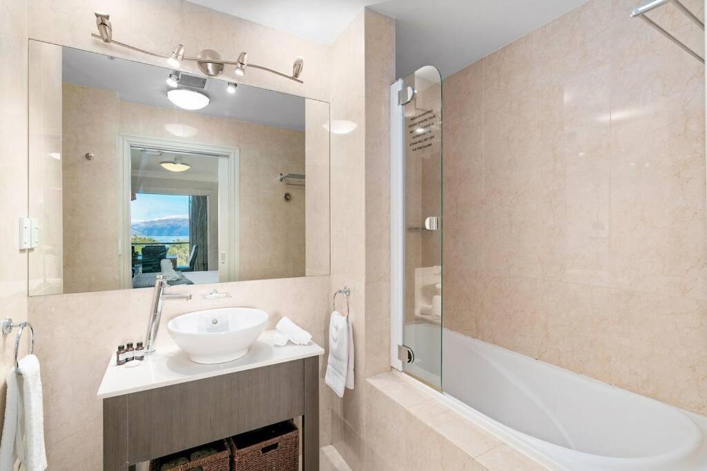 The Beacon - 2 Bedroom Luxe Apartment Queenstown Dış mekan fotoğraf